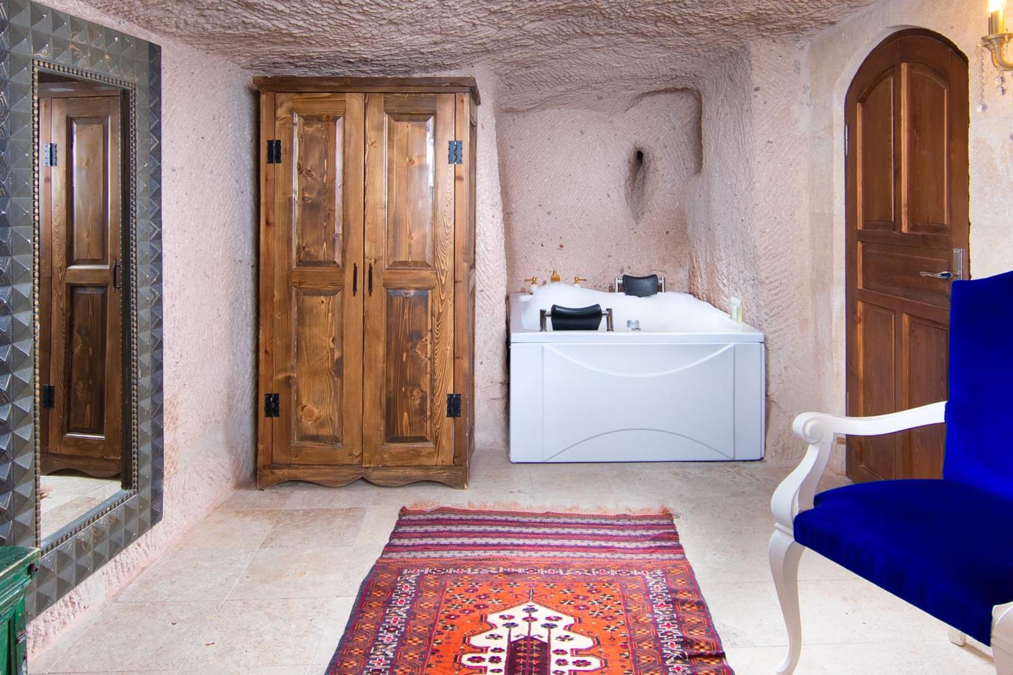 Cappadocia Fairy Chimneys Selfie Cave Hotels - Special Class Uchisar Exterior foto