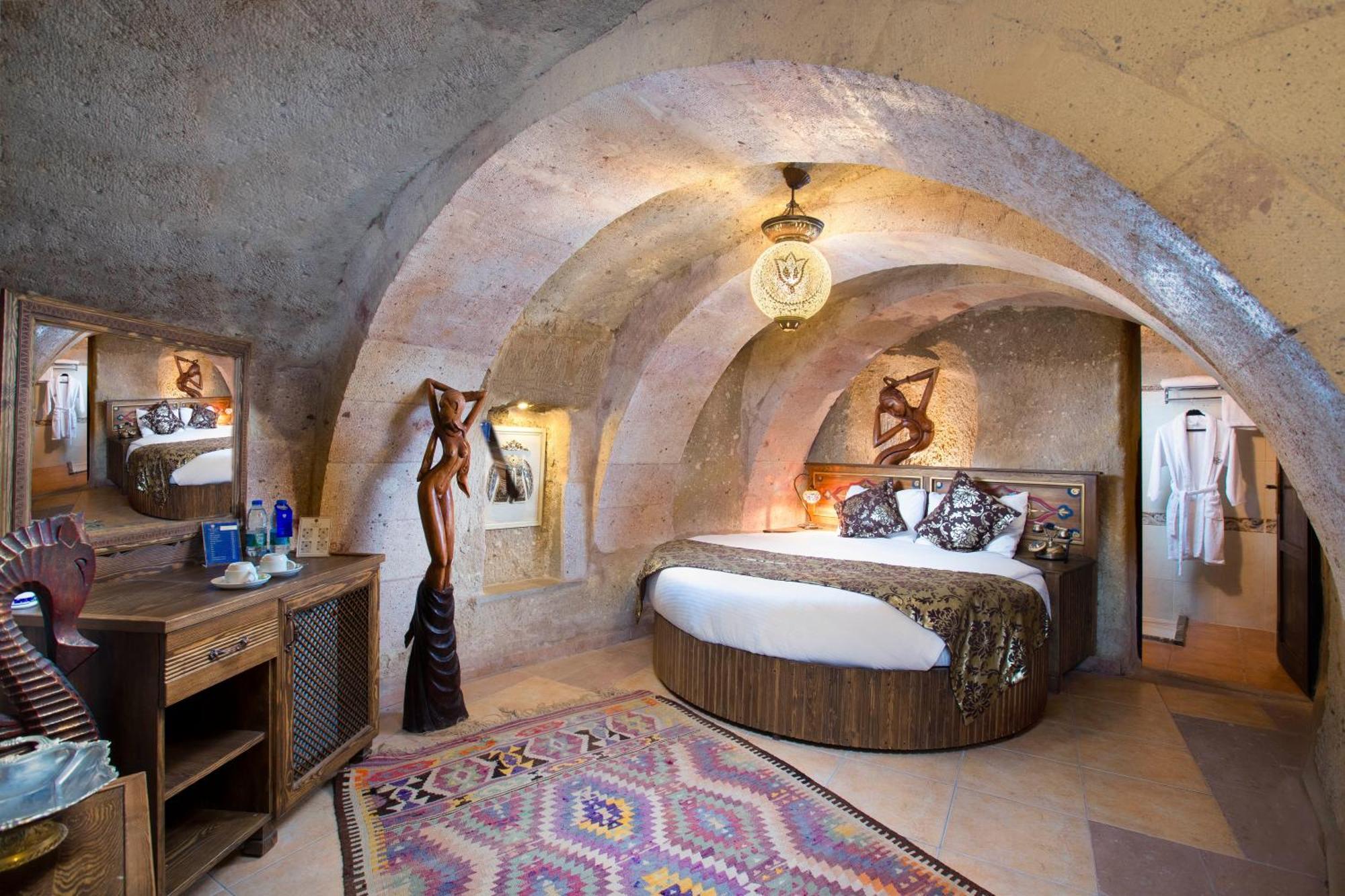 Cappadocia Fairy Chimneys Selfie Cave Hotels - Special Class Uchisar Exterior foto
