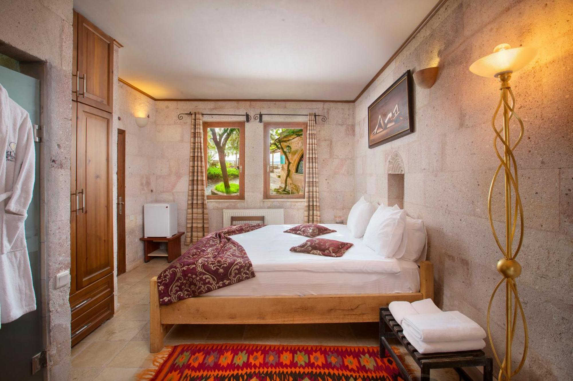 Cappadocia Fairy Chimneys Selfie Cave Hotels - Special Class Uchisar Exterior foto